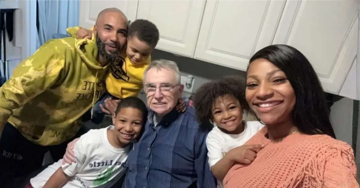 We Adopted Our Widowed Neighbor as Our Kids’ Honorary Grandpa” –
A Heart-Melting Story of Friendship, Healing, and Chosen Family